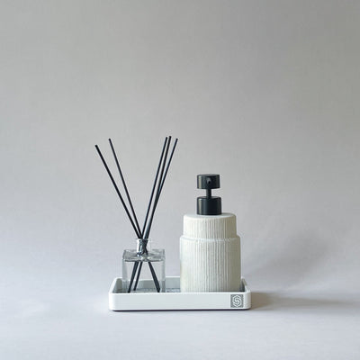 Tray with water resistant inlay - white/grey