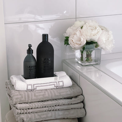 Tray with water resistant inlay - white/grey