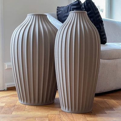 Table vase Yin - Dark grey